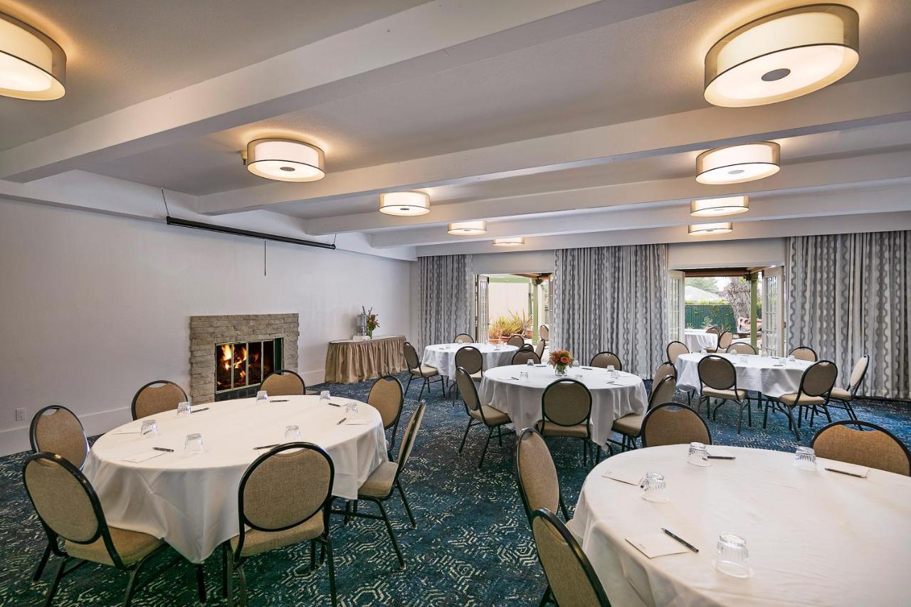 Half Moon Bay Lodge Extérieur photo