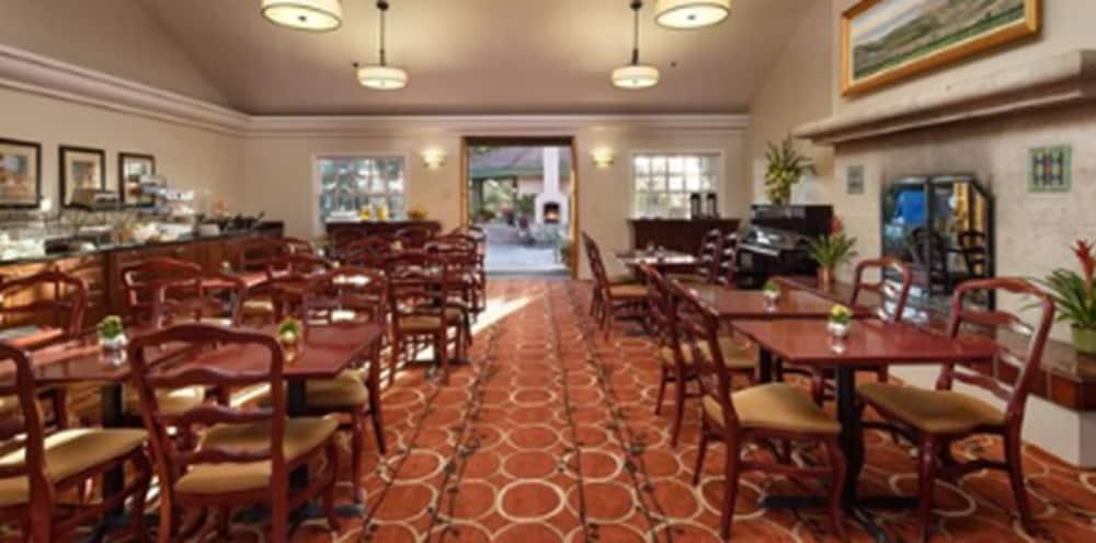 Half Moon Bay Lodge Extérieur photo